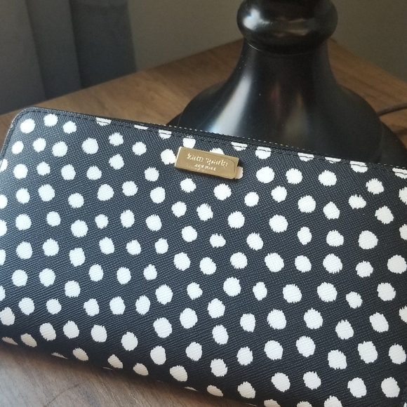 kate spade Handbags - Kate Spade Wallet